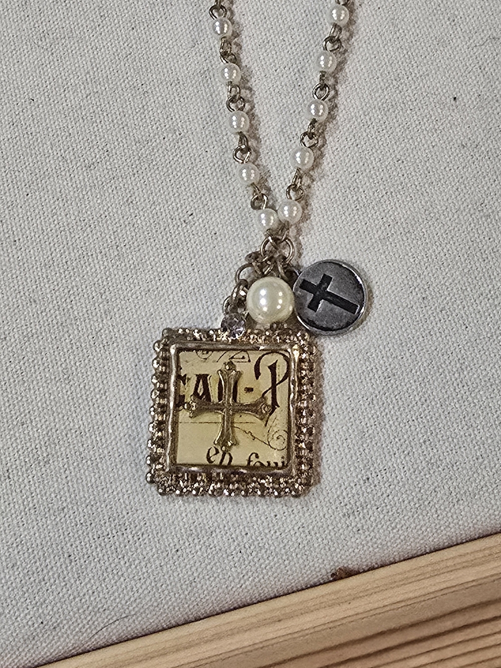 Vintage-Inspired Square Pendant Necklace with Pearl Accents - Gold Tone